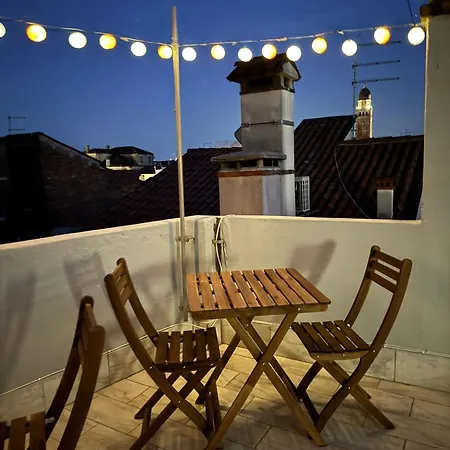 Casa Lilly Matrimoniali Con Bagno Privato Rum i privatbostad *