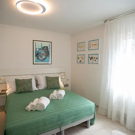 Δωμάτια σε οικογενειακή κατοικία Casa Lilly *